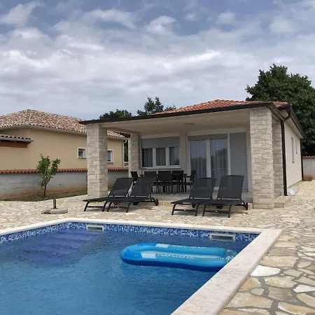 Gecko Semesterbostad *